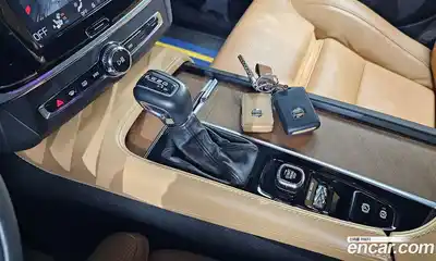 Volvo S90 2019 2.0 Автомат в Москве № 230620, миниатюра 2