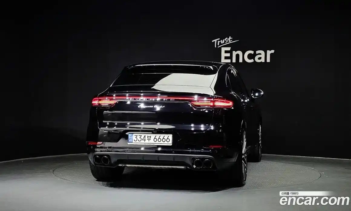 Porsche Cayenne 2021 4.0 Автомат в Москве № 230939, фото 2