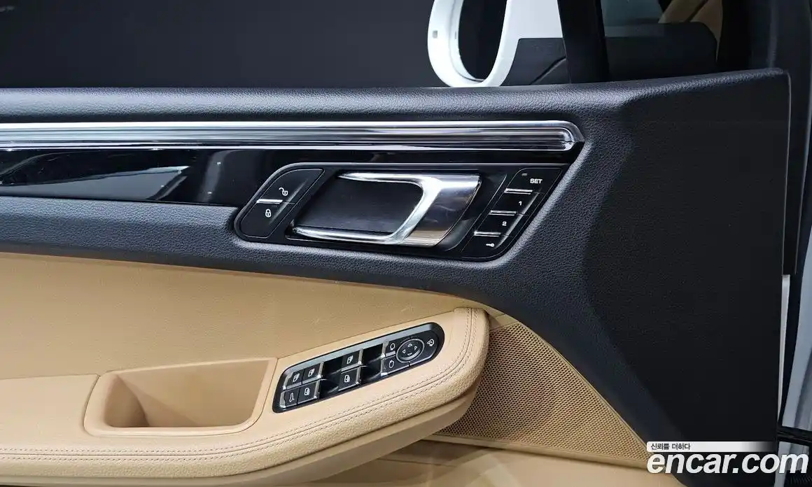 Porsche Macan 2017 3.0 Автомат в Москве № 230985, фото 17