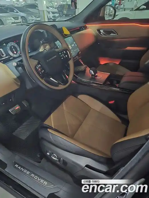 Land Rover Range-Rover Velar 2025 3.0 Автомат в Москве № 231320, фото 13