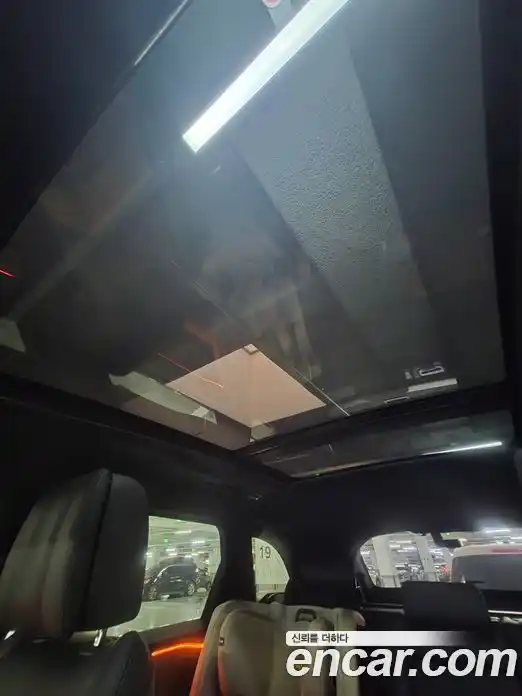 Land Rover Range-Rover Velar 2025 3.0 Автомат в Москве № 231320, фото 19