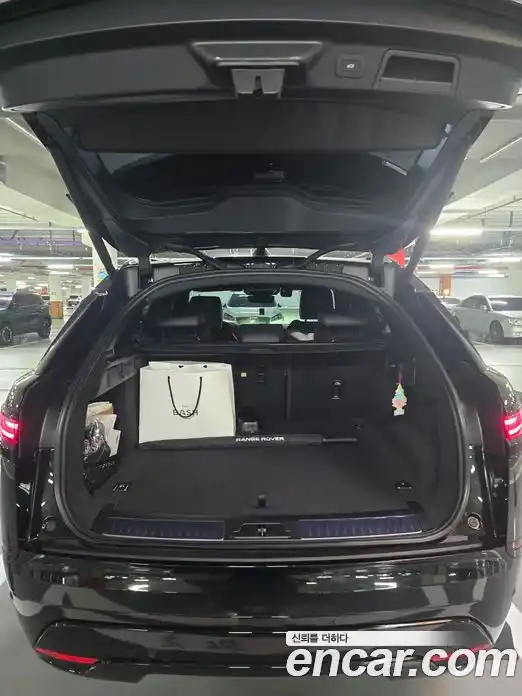 Land Rover Range-Rover Velar 2025 3.0 Автомат в Москве № 231320, фото 20