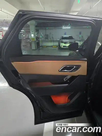 Land Rover Range-Rover Velar 2025 3.0 Автомат в Москве № 231320, миниатюра 9