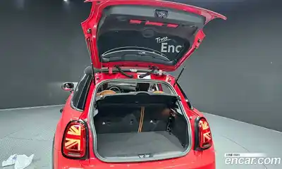 Mini Cooper 2024 2.0 Автомат в Москве № 231403, миниатюра 7