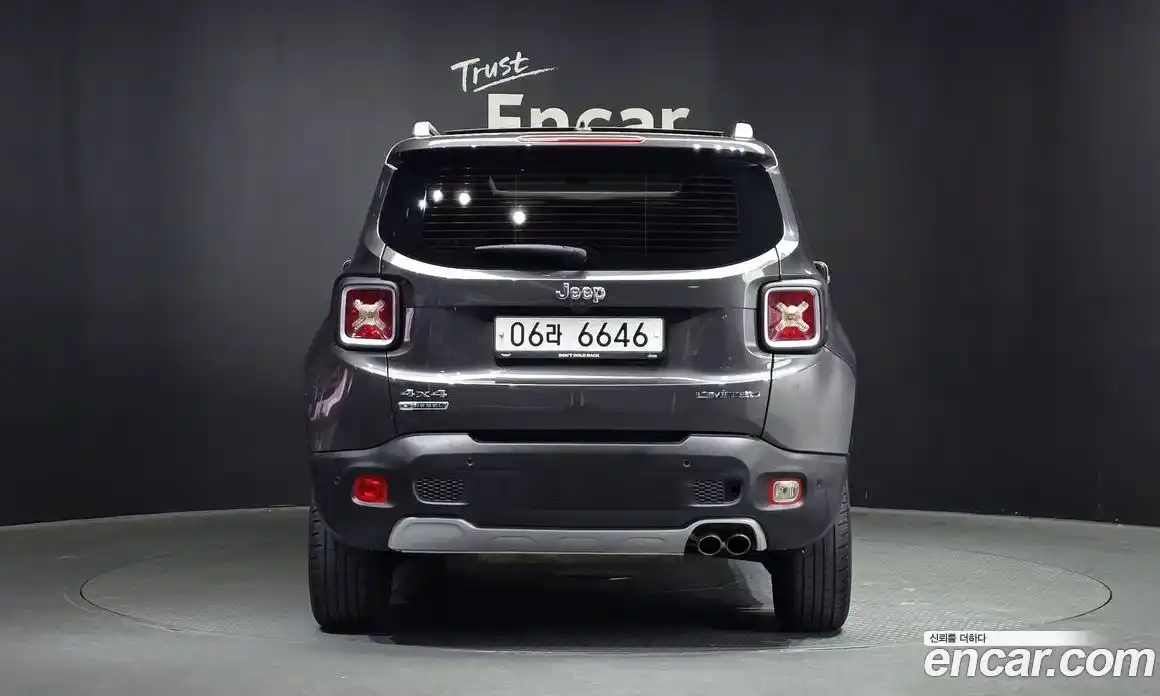 Jeep Renegade 2017 2.0 Автомат в Москве № 232542, фото 6