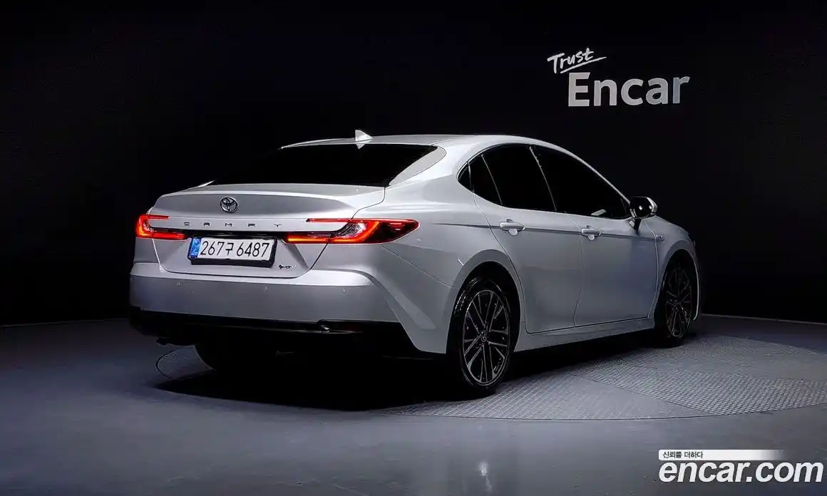 Toyota Camry 2025 2.5 Автомат в Москве № 232794, фото 18