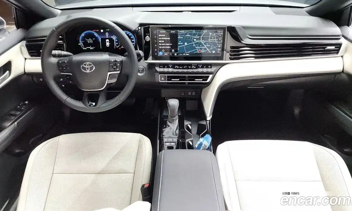 Toyota Camry 2025 2.5 Автомат в Москве № 232794, фото 20