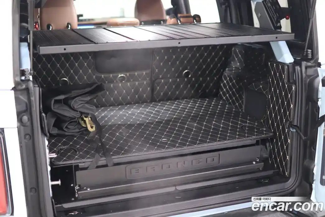 Ford Bronco 2023 2.7 Автомат в Москве № 233064, фото 15