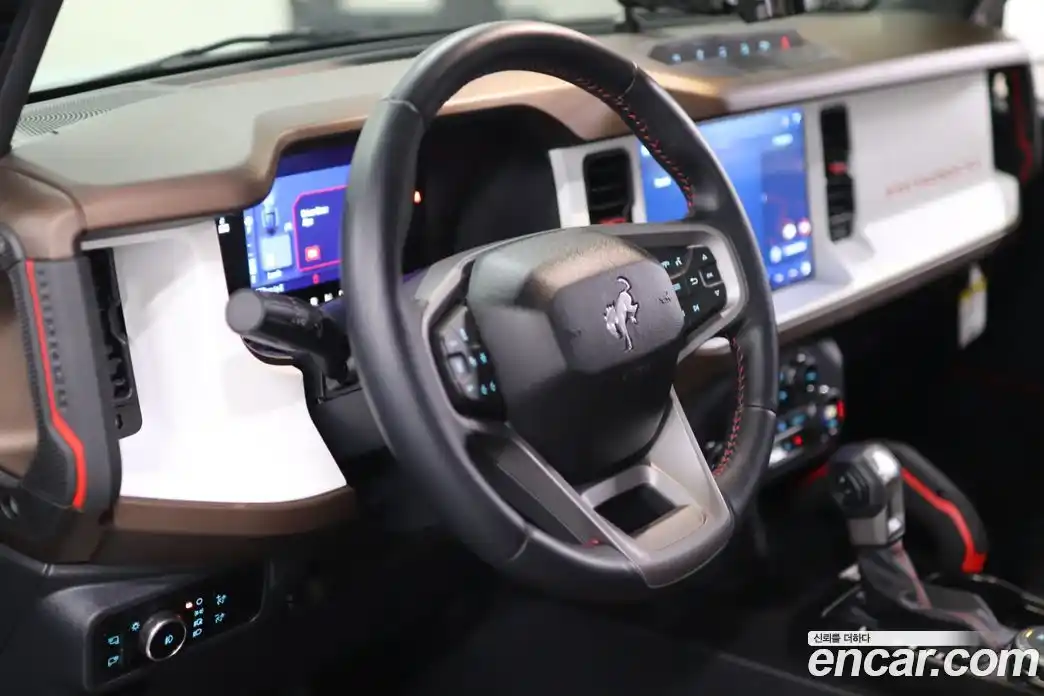 Ford Bronco 2023 2.7 Автомат в Москве № 233064, фото 9