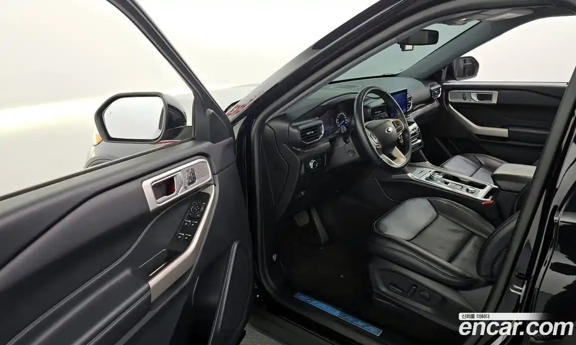 Ford Explorer 2023 2.3 Автомат в Москве № 233200, фото 15