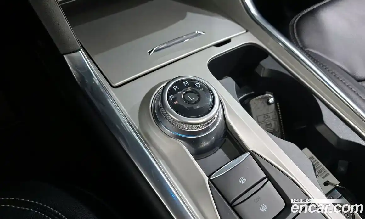 Ford Explorer 2023 2.3 Автомат в Москве № 233200, фото 8