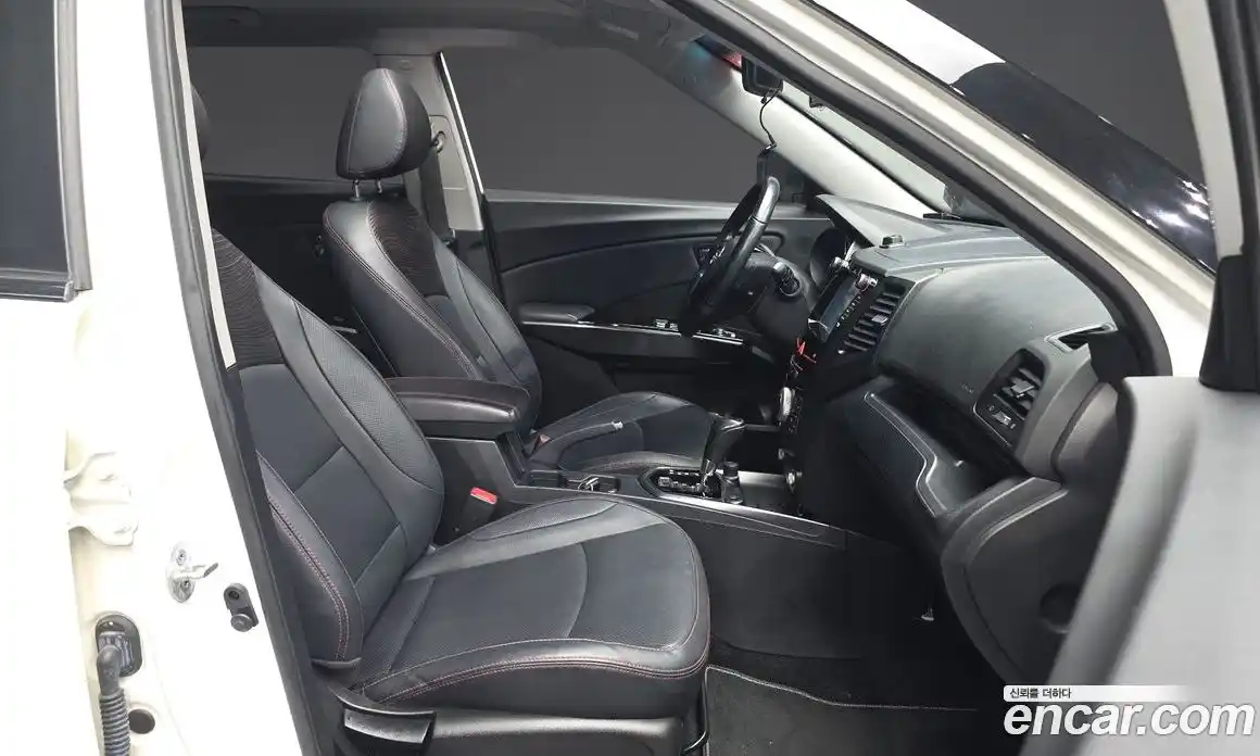 SsangYong TIBOLI 2016 1.6 Автомат в Москве № 235532, фото 11