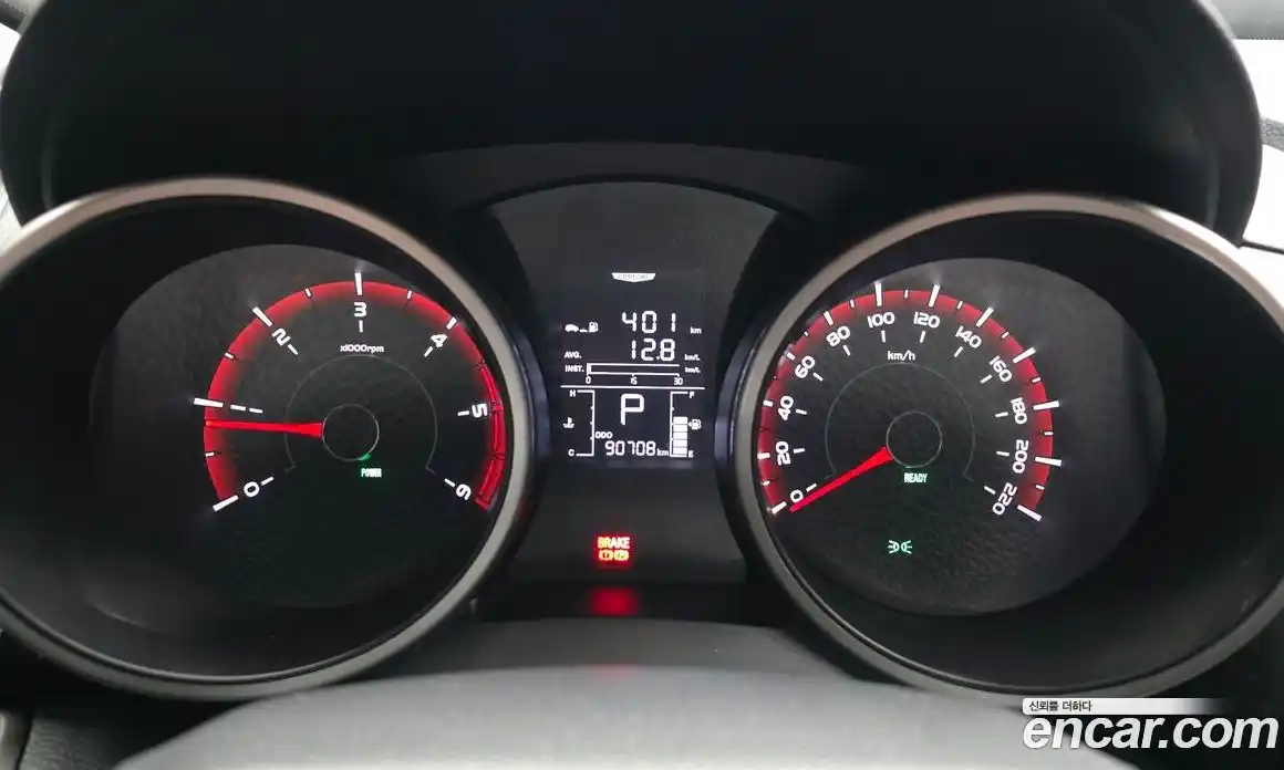 SsangYong TIBOLI 2016 1.6 Автомат в Москве № 235532, фото 19