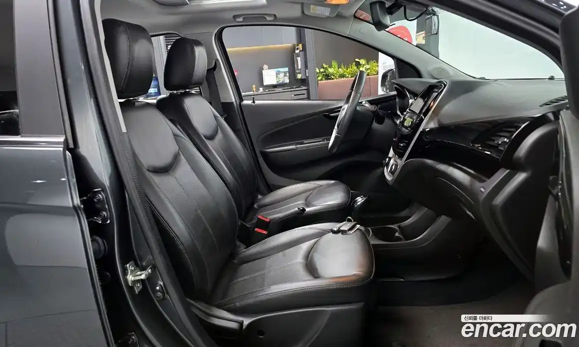 Chevrolet Spark 2017 1.0 Автомат в Москве № 237126, фото 20