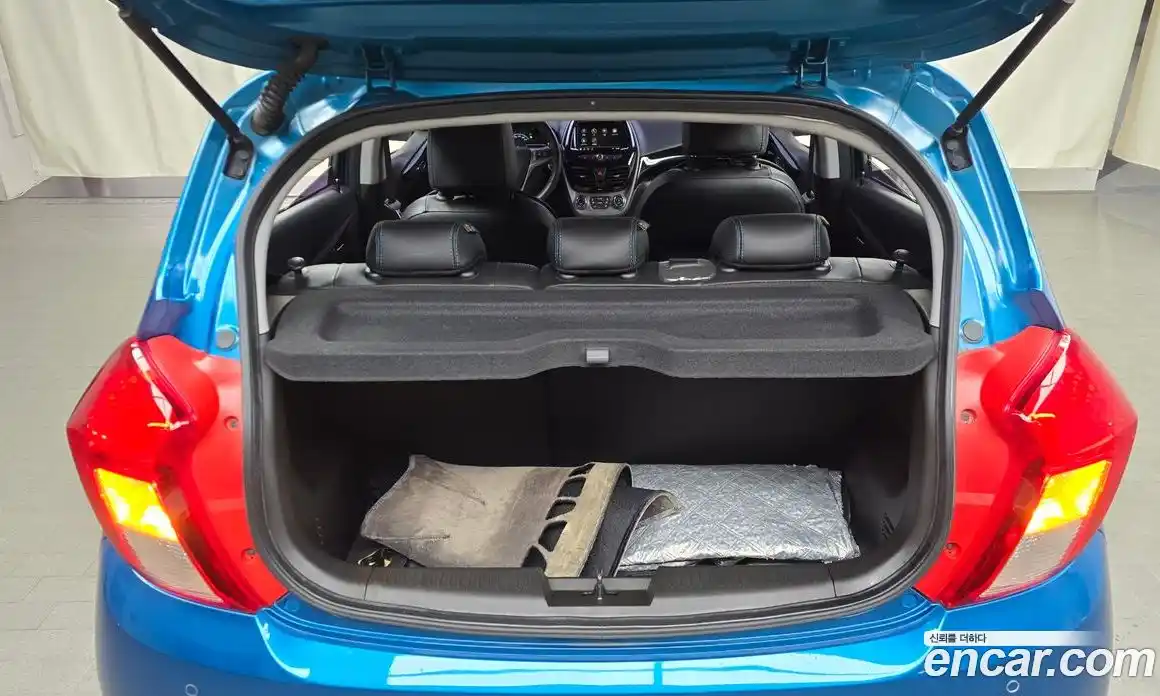 Chevrolet Spark 2019 1.0 Автомат в Москве № 237910, фото 4