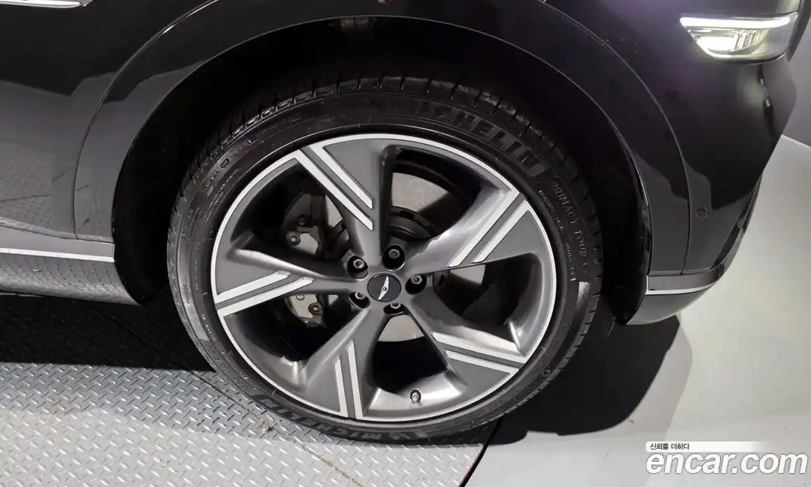 Genesis GV80 2024 2.5 Автомат в Москве № 24798, фото 13