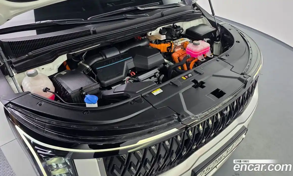 Kia Canival 2024 1.6 Автомат в Москве № 249783, фото 16