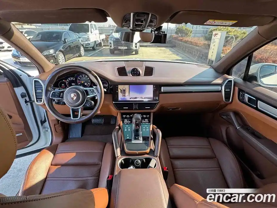 Porsche Cayenne 2023 3.0 Автомат в Москве № 251557, фото 11