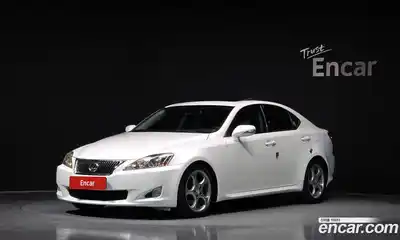Lexus IS, 2010