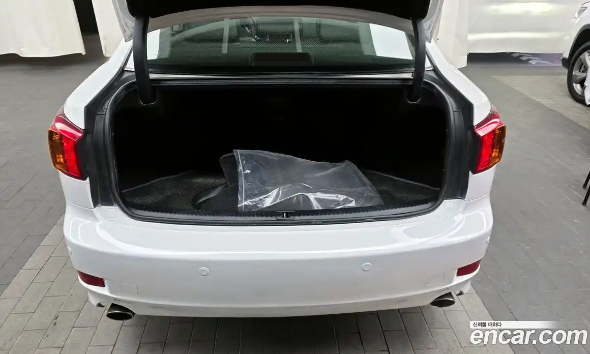 Lexus IS 2010 2.5 Автомат в Москве № 254187, фото 20