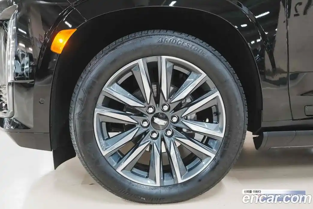 Cadillac Escalade 2023 6.2 Автомат в Москве № 256362, фото 3