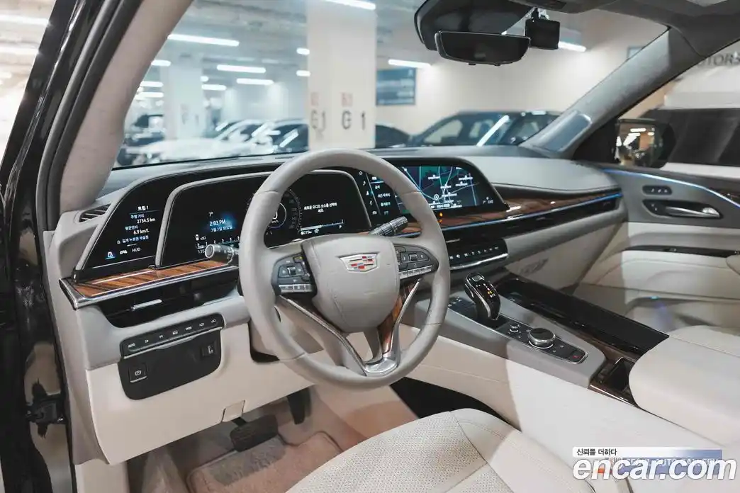 Cadillac Escalade 2023 6.2 Автомат в Москве № 256362, фото 5