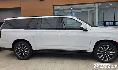 Cadillac Escalade 2023 6.2 Автомат в Москве № 256511, миниатюра 5