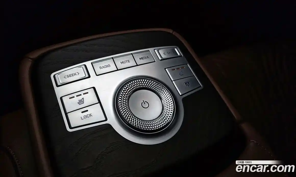 Genesis G80 2020 2.5 Автомат в Москве № 26010, фото 17