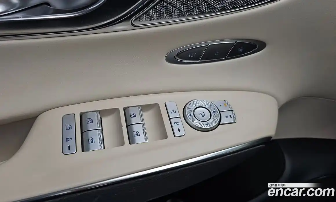 Genesis GV70 2021 2.5 Автомат в Москве № 26336, фото 14