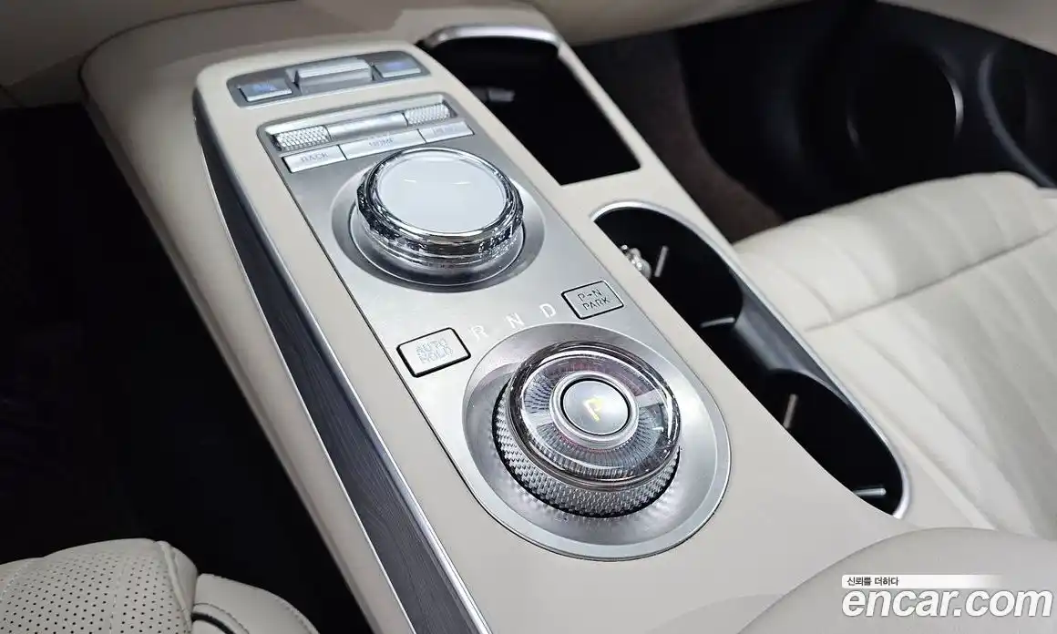 Genesis GV70 2021 2.5 Автомат в Москве № 26336, фото 15