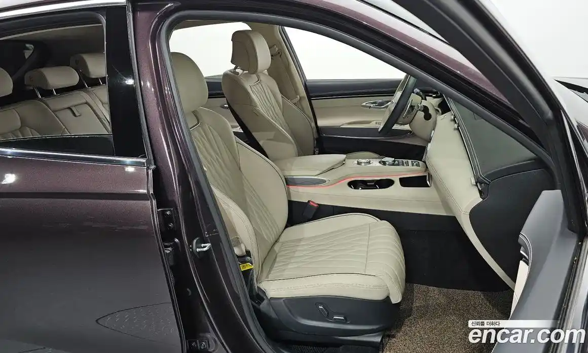 Genesis GV70 2021 2.5 Автомат в Москве № 26336, фото 6