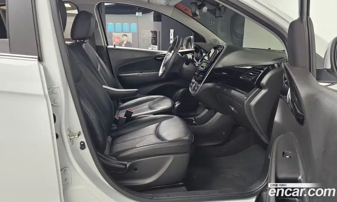 Chevrolet Spark 2017 1.0 Автомат в Москве № 263390, фото 11