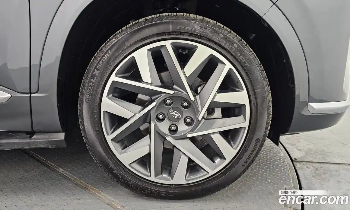 Hyundai Santa Fe 2021 2.2 Автомат в Москве № 267368, фото 8