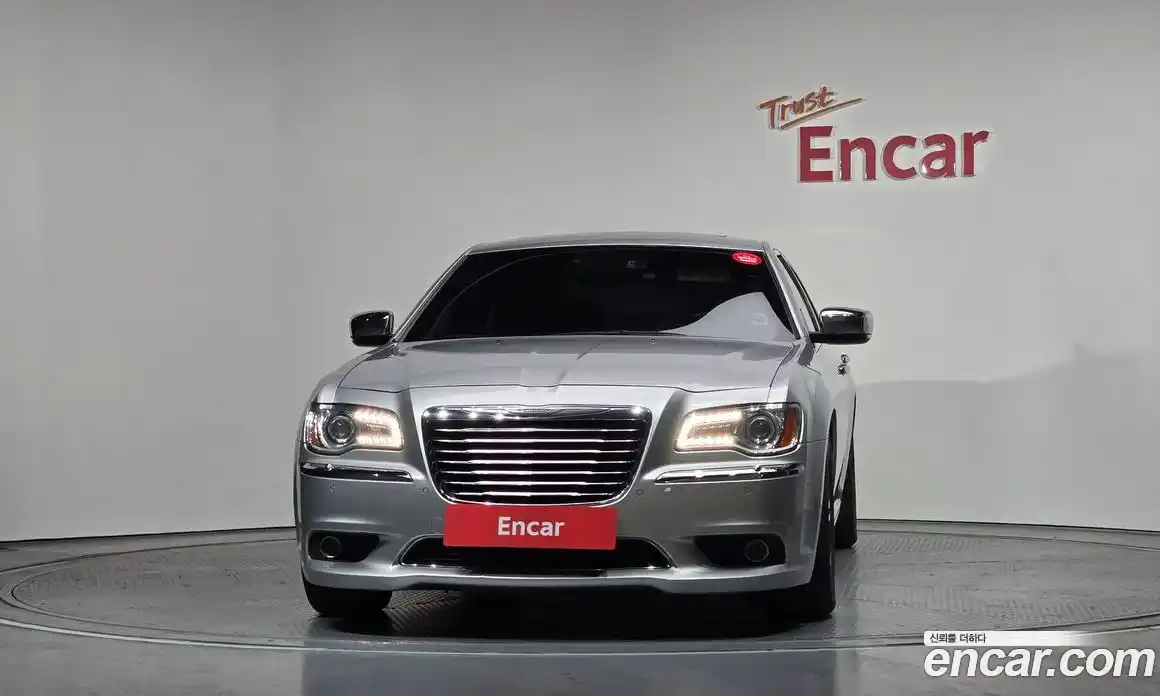 Chrysler 300C 2012 3.0 Автомат в Москве № 268766, фото 3
