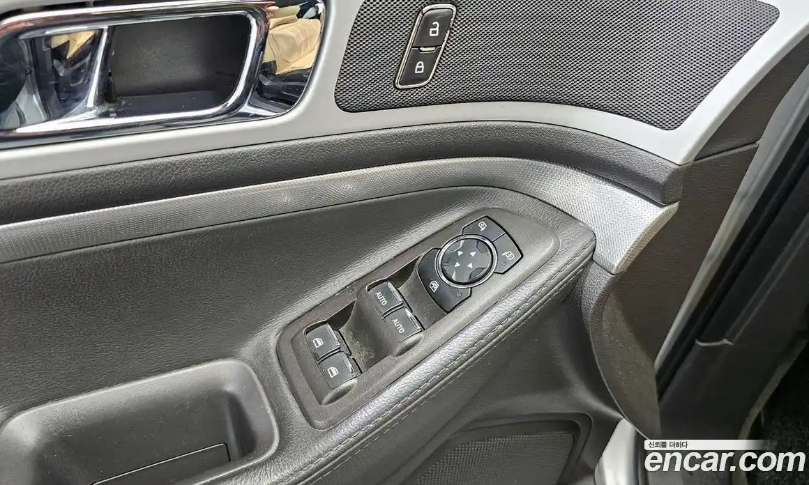 Ford Explorer 2013 2.0 Автомат в Москве № 273450, фото 8