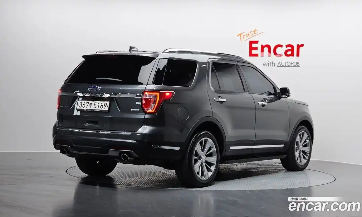 Ford Explorer 2018 2.3 Автомат в Москве № 273465, фото 13