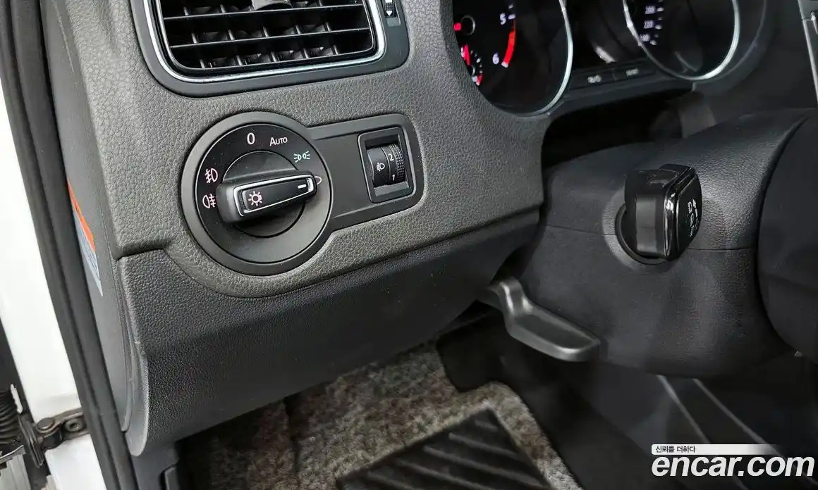 Volkswagen Polo 2016 1.4 Автомат в Москве № 277116, фото 16