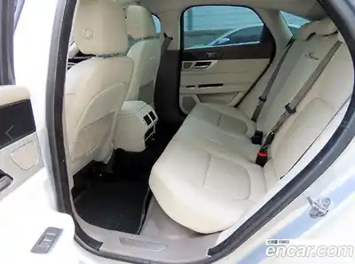 Jaguar XF 2017 2.0 Автомат в Москве № 283899, миниатюра 6