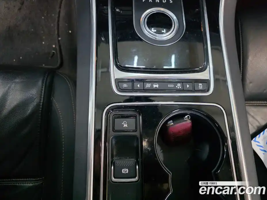 Jaguar XE 2016 2.0 Автомат в Москве № 284009, фото 16