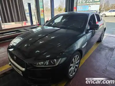 Jaguar XE 2016 2.0 Автомат в Москве № 284009, миниатюра 2