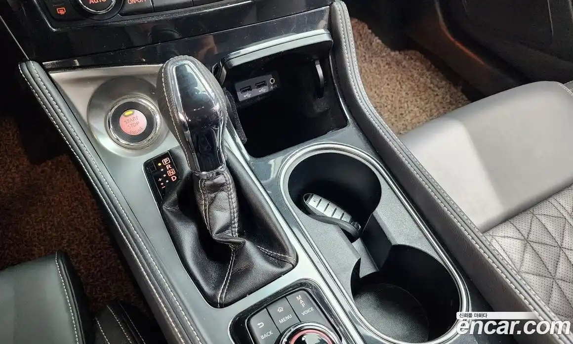 Nissan Maxima 2016 3.5 Автомат в Москве № 284970, фото 17