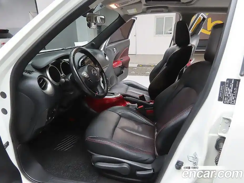 Nissan Juke 2016 1.6 Автомат в Москве № 285068, фото 12