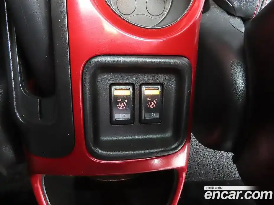 Nissan Juke 2016 1.6 Автомат в Москве № 285068, фото 17