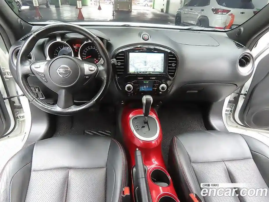 Nissan Juke 2016 1.6 Автомат в Москве № 285068, фото 7