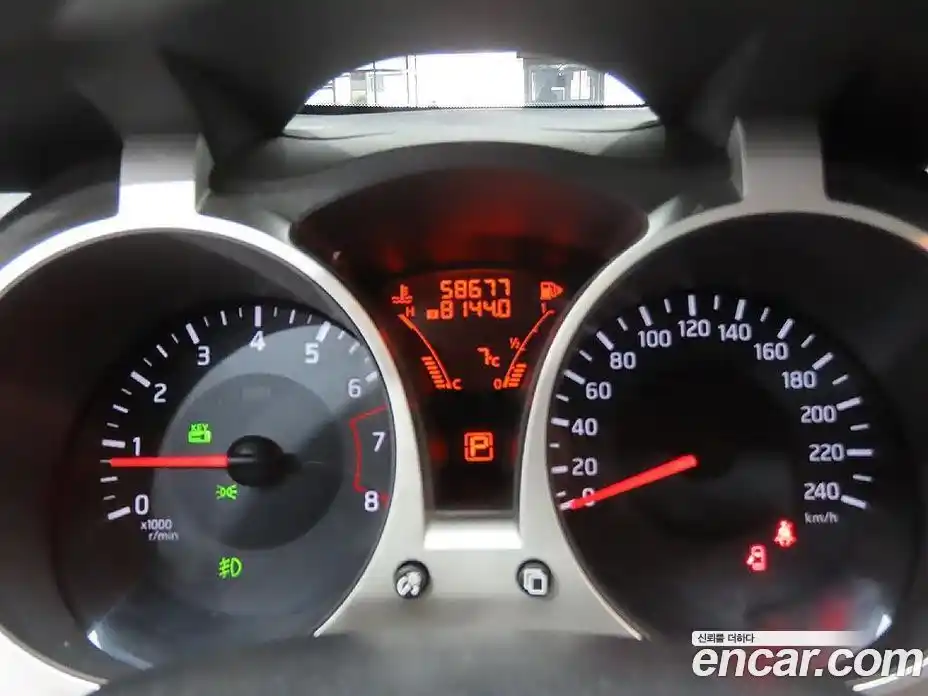 Nissan Juke 2016 1.6 Автомат в Москве № 285068, фото 8