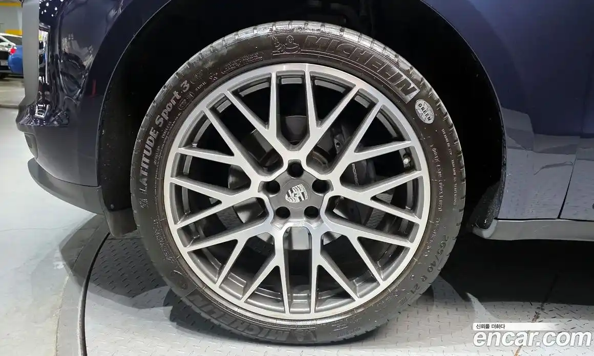 Porsche Macan 2021 2.0 Автомат в Москве № 294195, фото 19