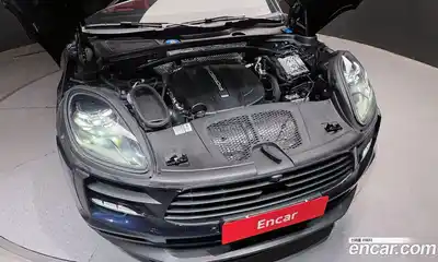 Porsche Macan 2021 2.0 Автомат в Москве № 294195, миниатюра 4