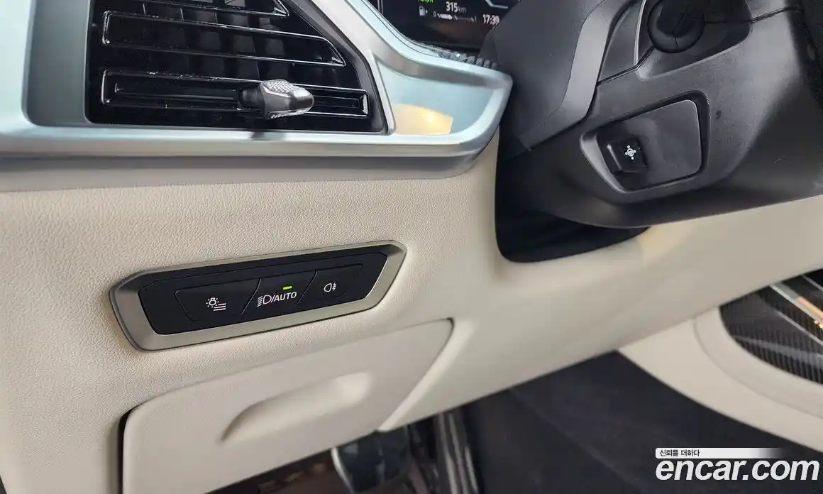 BMW X7 2025 3.0 Автомат в Москве № 302303, фото 1