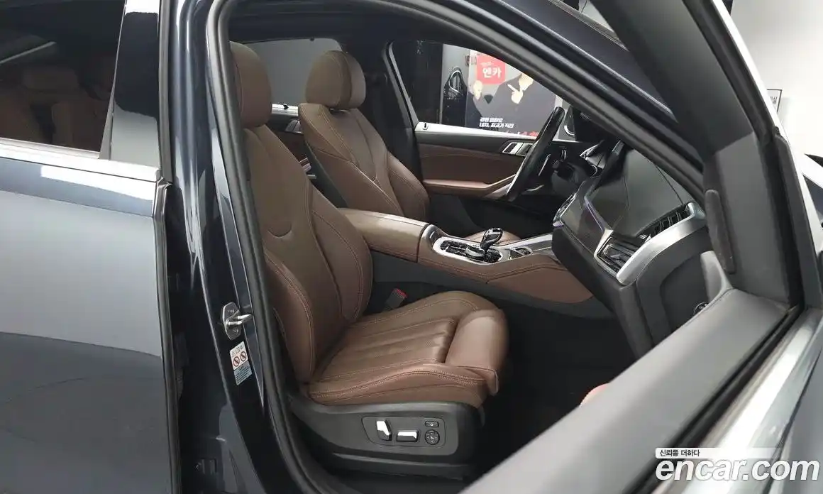 BMW X6 2022 3.0 Автомат в Москве № 303492, фото 17