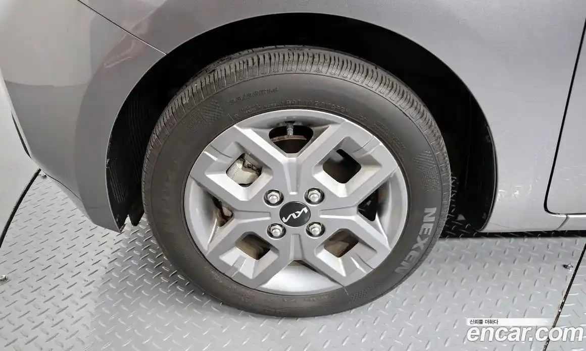 Kia Ray 2024 1.0 Автомат в Москве № 306697, фото 11